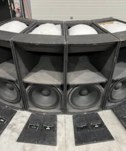Martin Audio W8S 18"/15" sub incl. wheels