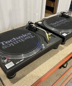 2x Technics SL-1200MK6 from private collection